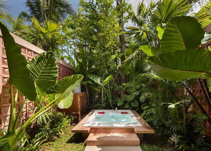 Maha Bali Hotel *